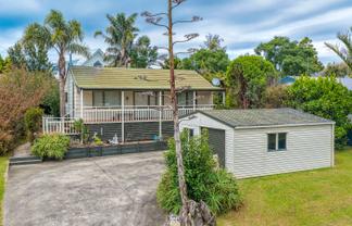 129 Durrant Drive, Whangamata
