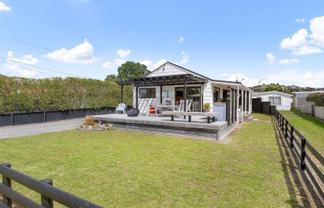 215A Kiwi Road, Whangamata