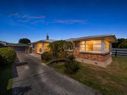 7 Innes Place, Roslyn