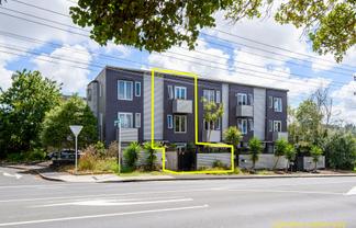 435B West Coast Road, Glen Eden