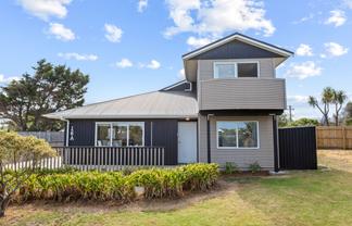 16A Karaka Street, Otaki Beach