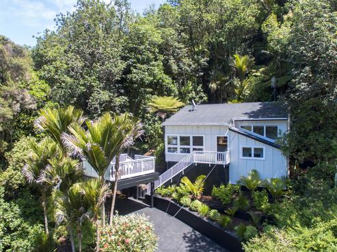 50 Wood Bay Road, Titirangi