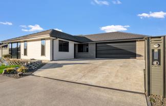 13 Pearl Grove, Ashhurst