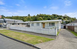 10 George Street, Stokes Valley