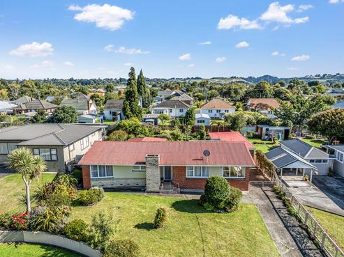 4 Glandwr Crescent, Whanganui East