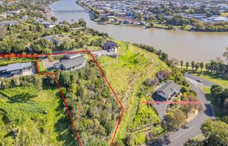 1 Shakespeare Road, Bastia Hill