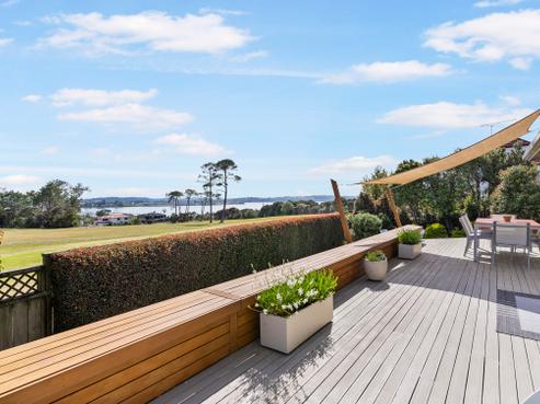 15 Monet Grove, West Harbour