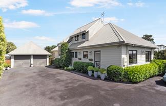 15 Monet Grove, West Harbour