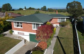 42 Glendale Crescent, Holmes Hill