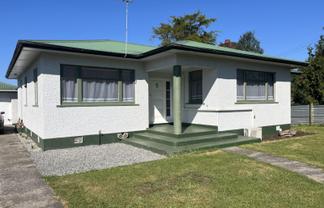 13 Weraroa Road, Waverley