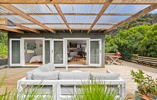 2/14 Glenbush Place, Birkenhead