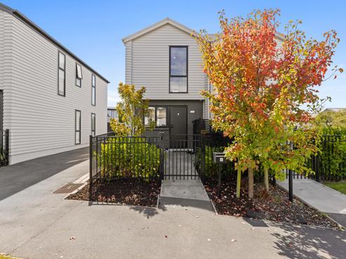 64 Miromiro Street, Broomfield
