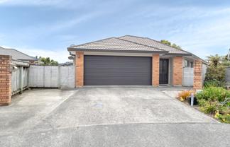 38 Talbot Grove, Trentham