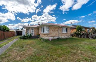 82 Silverdale Road, Silverdale