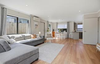 27 Clifton Terrace, Brookfield