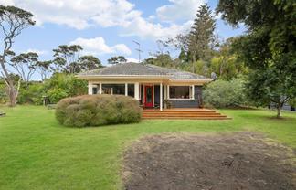 7 Tasman View Road, Bethells Beach