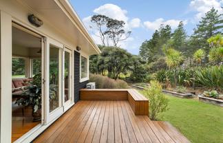 7 Tasman View Road, Bethells Beach