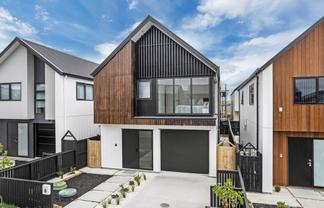 8  Murray Grey Lane, Papakura