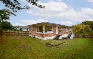 1/40 Cheval Drive, Totara Vale