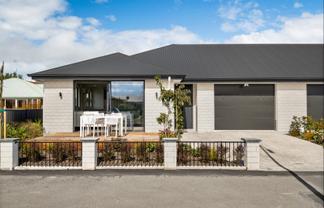 2A Park Street, Mosgiel