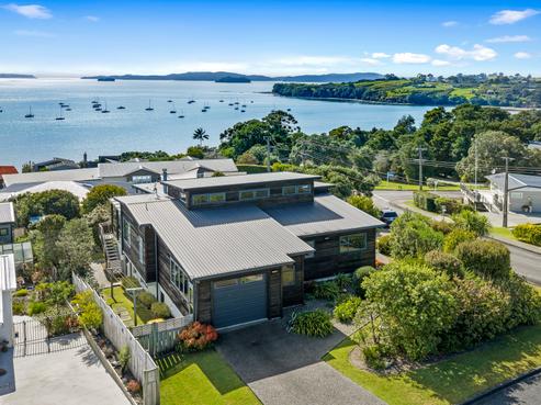 19 Alexander Road, Algies Bay