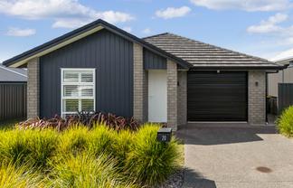 20 Pioneer Crescent, Omokoroa