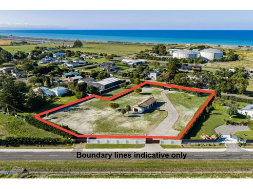 165 School Road, Clive