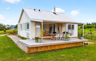22 Te Whau Lane, Snells Beach