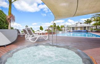 13/1420 Hamurana Road, Mourea