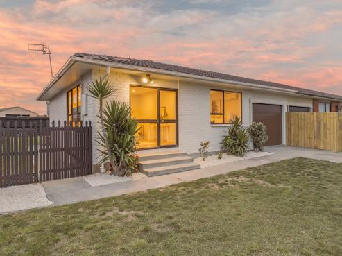 2/22 Marine Parade, North New Brighton