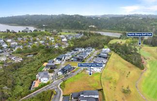 10 Third Fairway Place, Albany