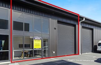 Compact Te Rapa Warehouse with Office