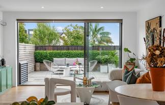 17/37 St Vincent Avenue, Remuera