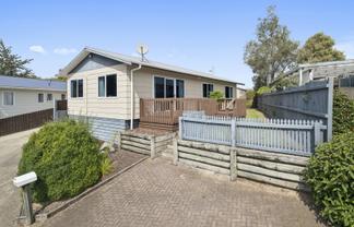 19B Augustus Earle Place, Pukehangi