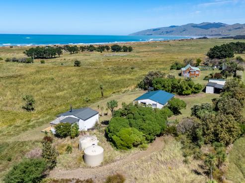 212 Flat Point Road, Te Wharau