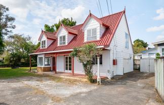 16 Knighton Road, Hillcrest