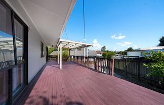 1/76 Chilcott Road, Henderson