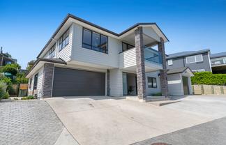 5 Waititiro Rise, Stanmore Bay