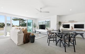 2/135 Marine Parade, Mount Maunganui