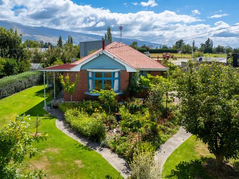 3 Mold Street, Middlemarch