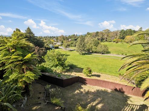 14 Taiporutu Place, Springfield