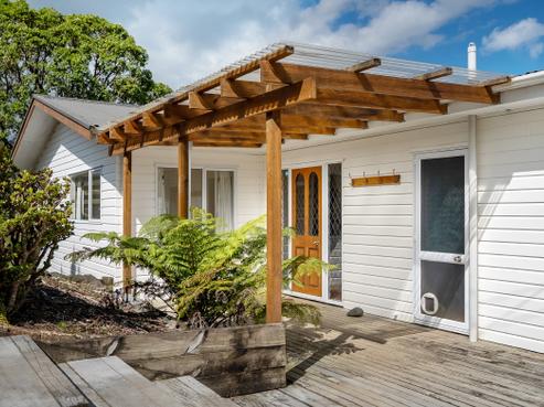 76 Burne Road, Waitoki