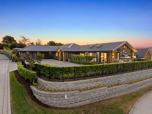 6 Kerr Crescent, Patumahoe