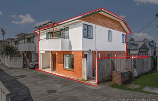 1/54 Dornwell Road, Three Kings