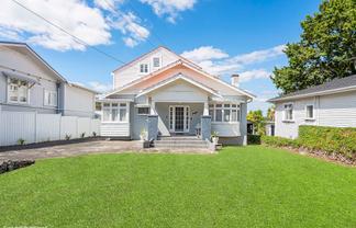 16 Waiohua Road, Greenlane