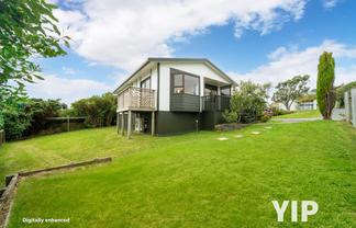 37B Woodridge Drive, Woodridge