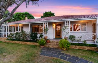 10 Beresford Street, Bayswater