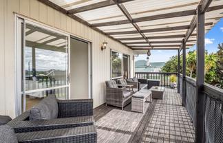 15 Burgess Street, Te Aroha
