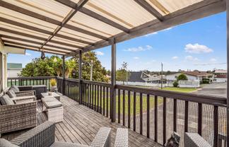 15 Burgess Street, Te Aroha