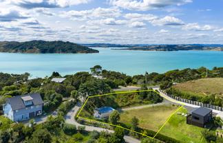 89A Greenslade Road, Raglan